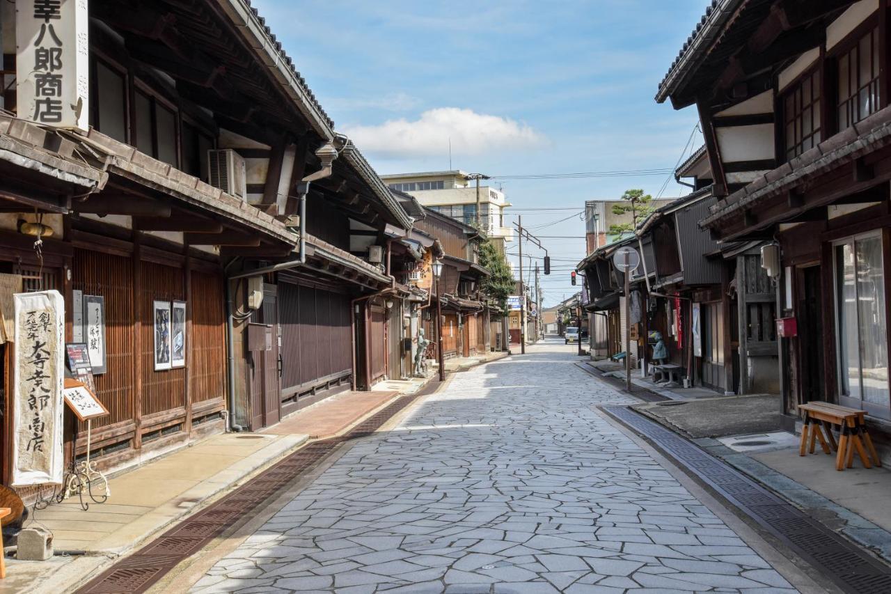 Kadokyu Ryokan Takaoka Exterior foto